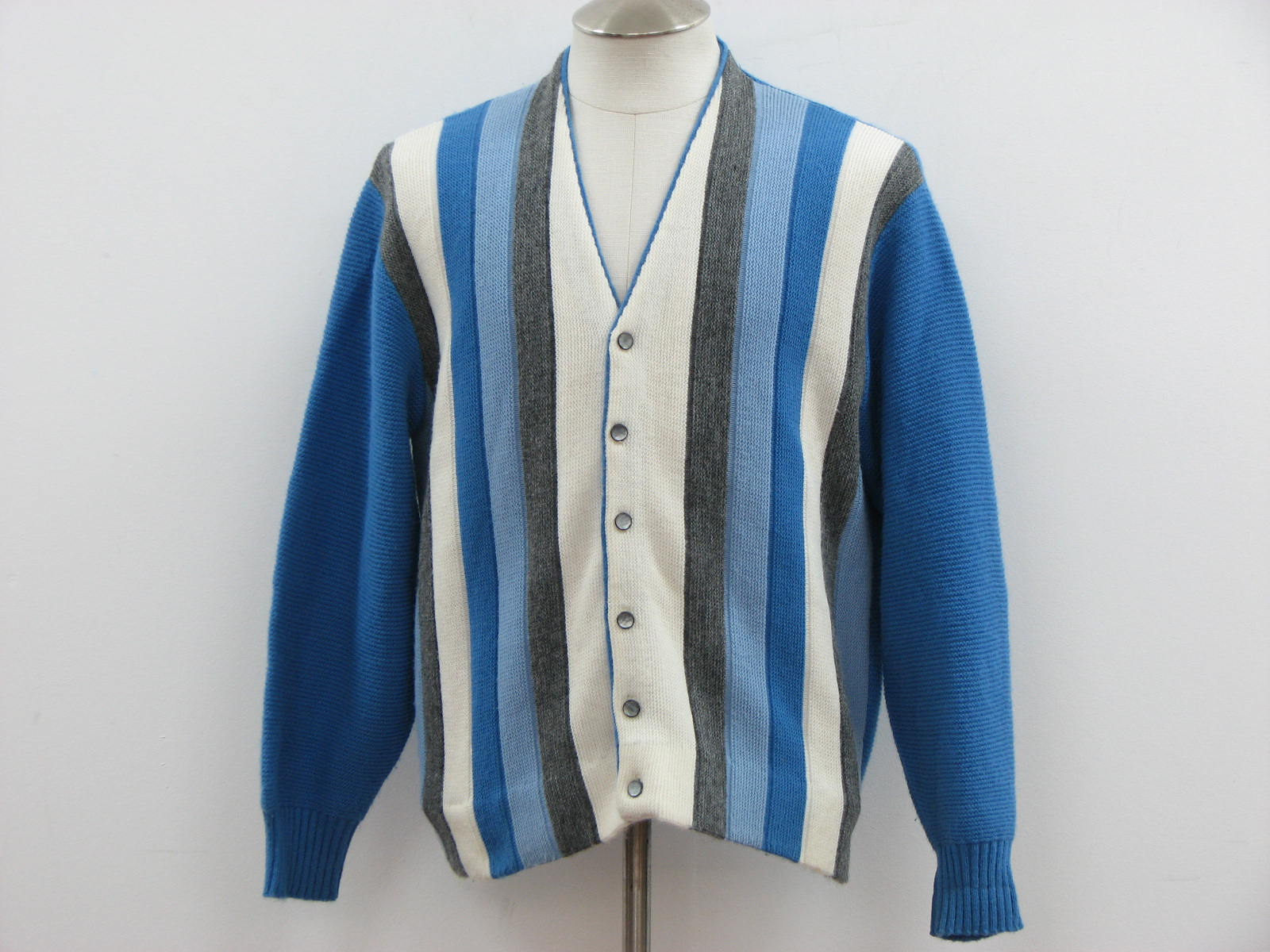 Vintage Mens Sweaters 109