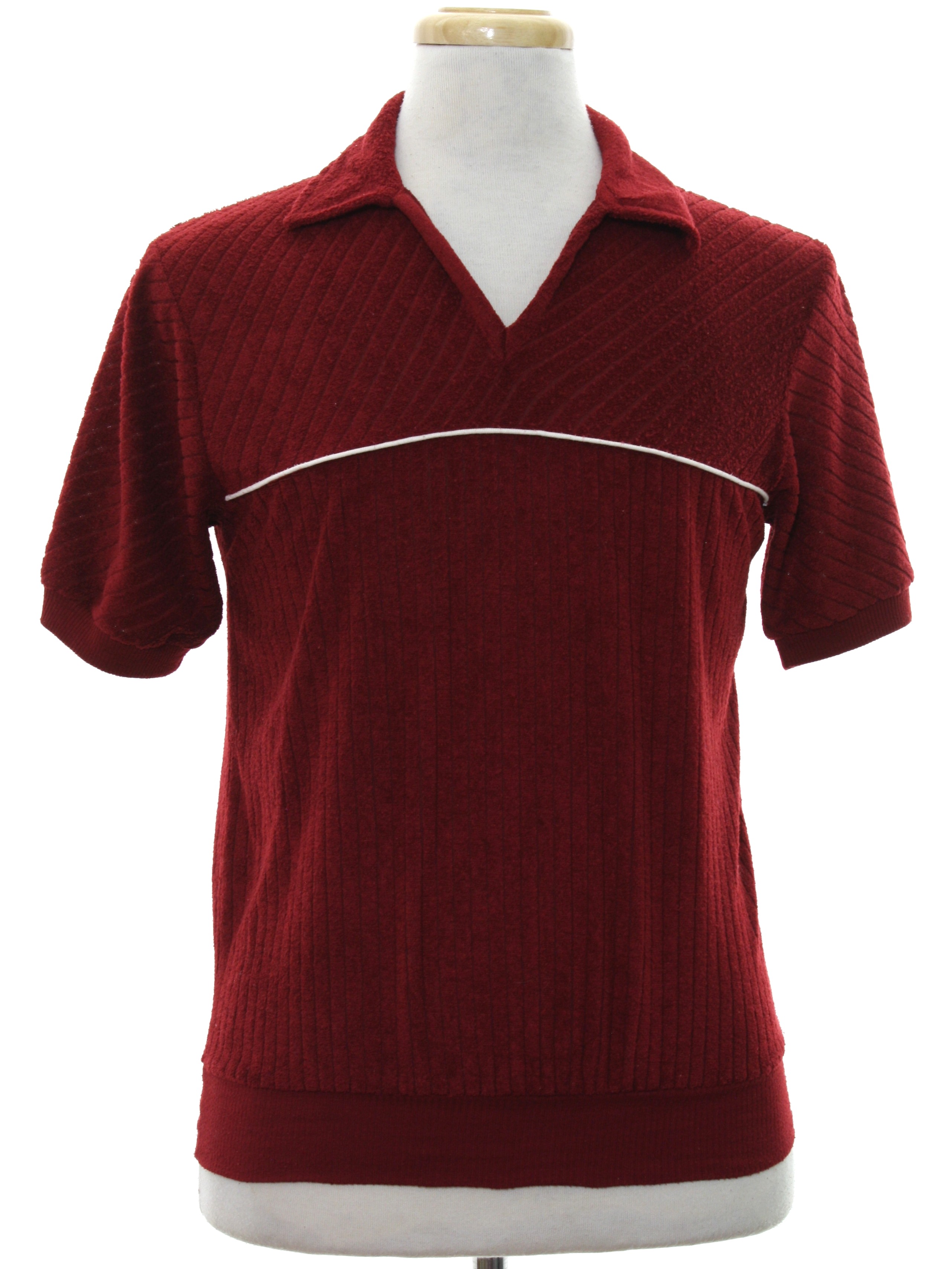 Vintage 1970's Knit Shirt 70s Kingsport Mens burgundy polyester