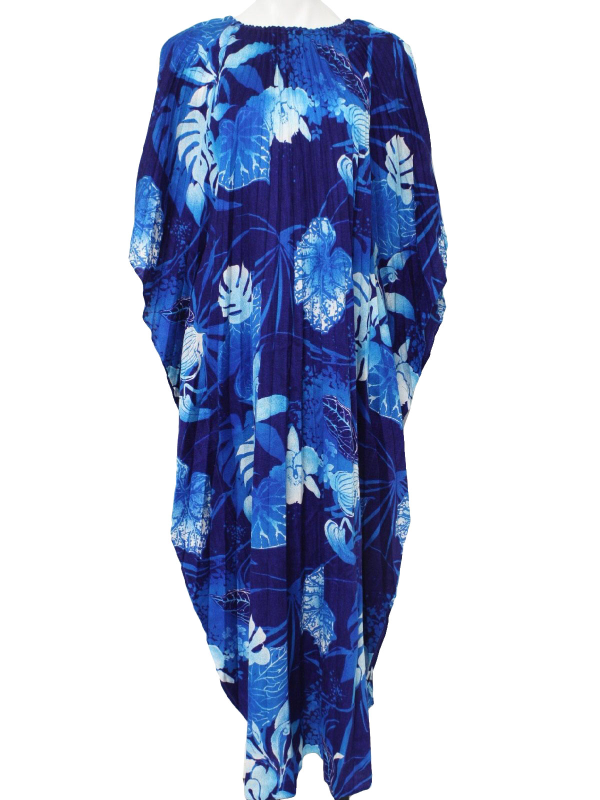 1970's Retro Hawaiian Dress: 70s -GreeneCastle- Womens shaded blue ...