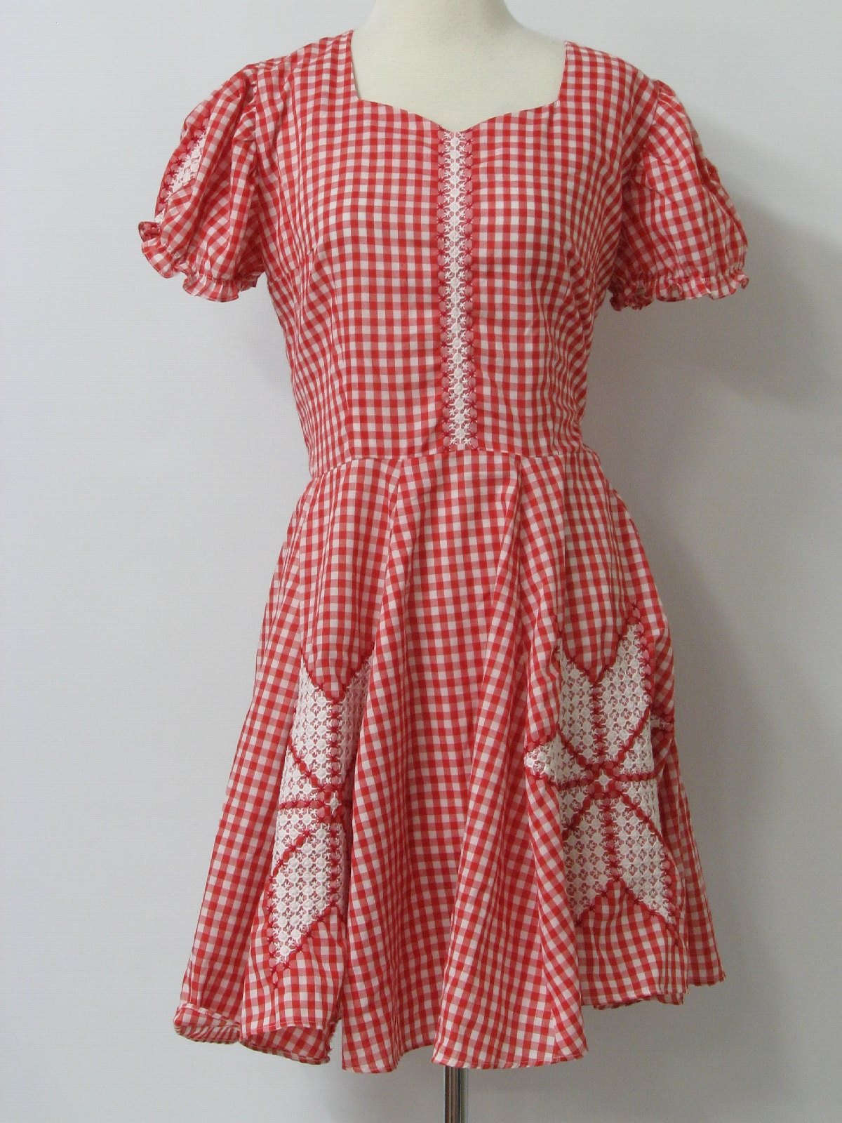 Retro Sixties Dress: 60s -Missing Label- Womens red and white gingham ...