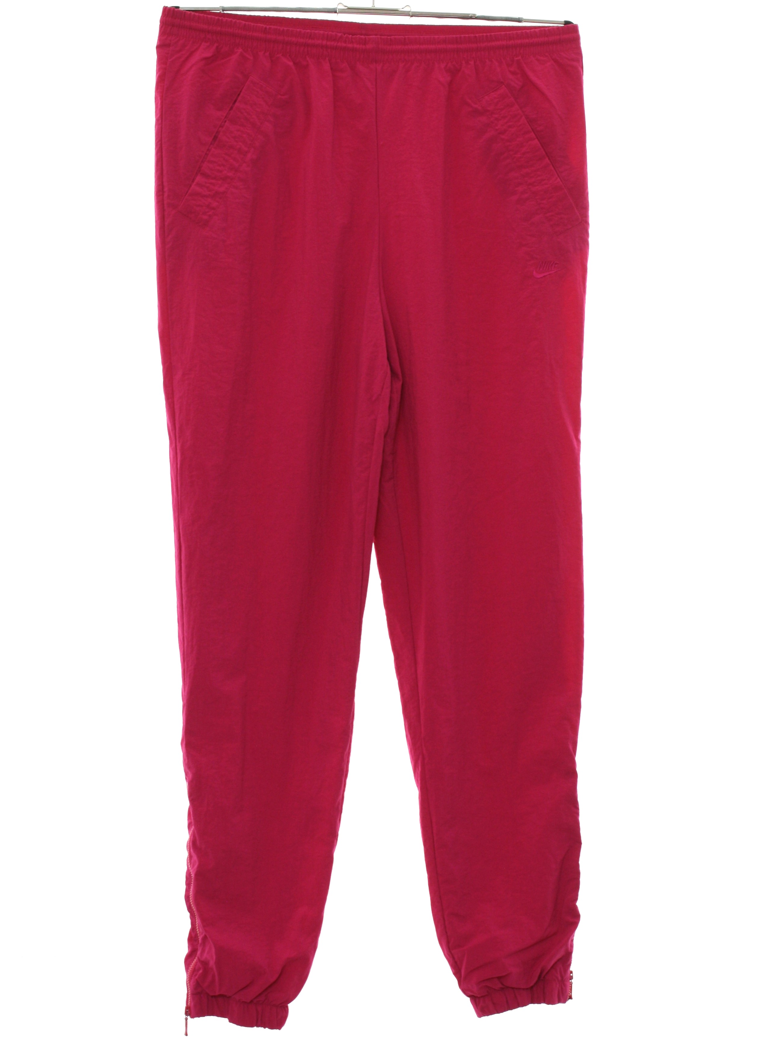 Nike nylon jogger pants deals
