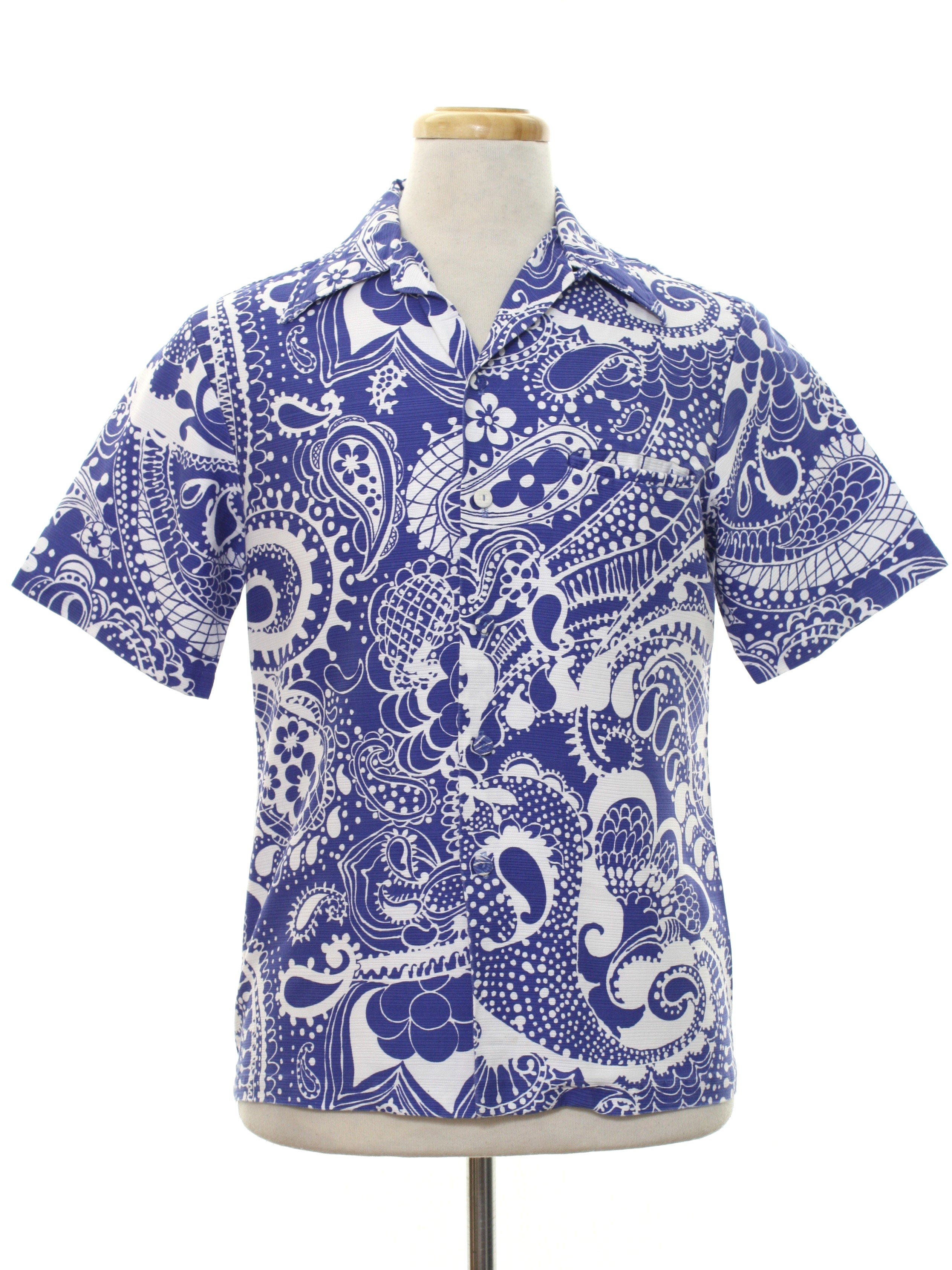 1960's Vintage Iolani Liberty House Hawaiian Shirt: Late 60s -Iolani ...