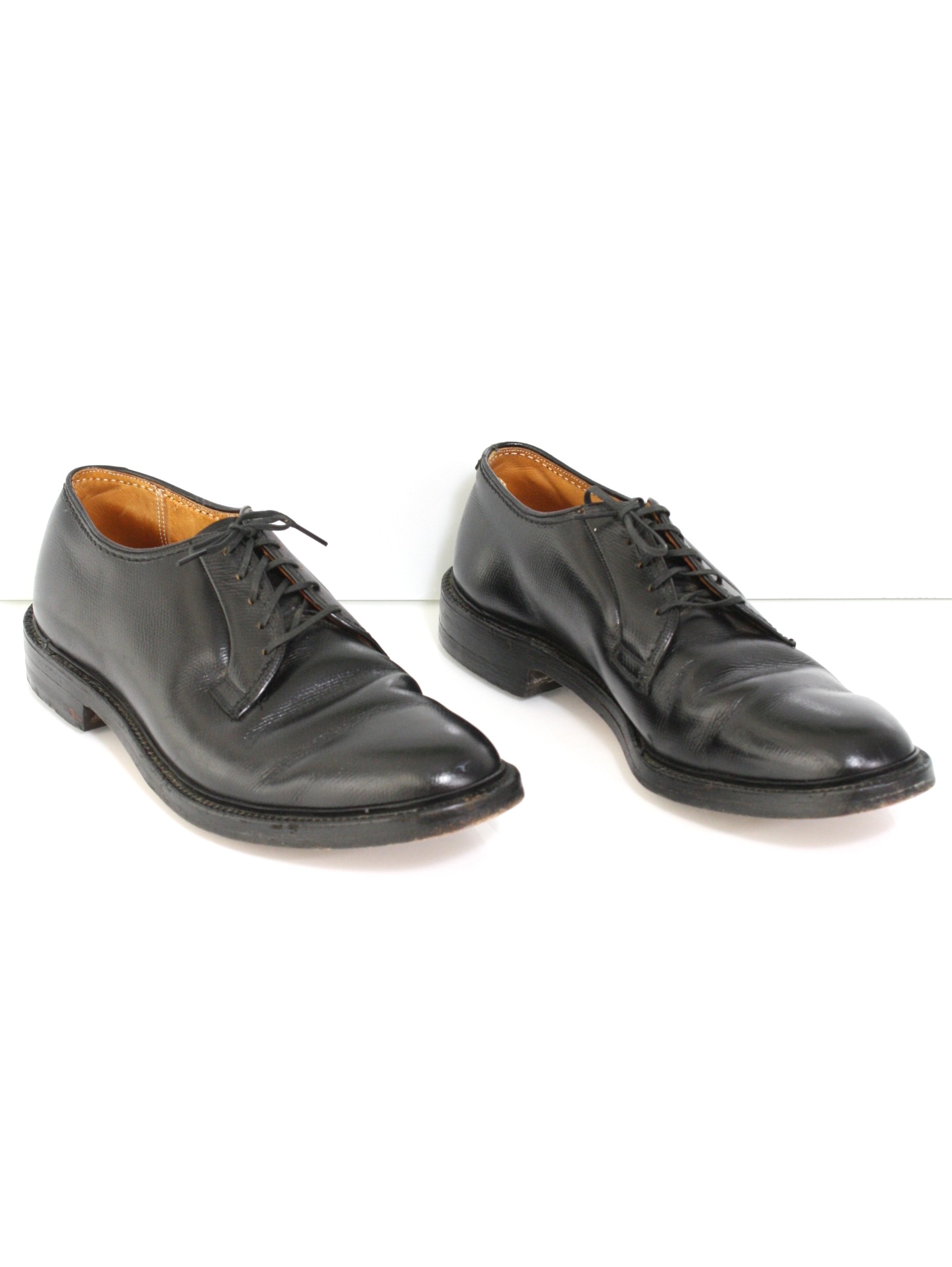 50s Retro Shoes: Late 50s -No Label- Mens black pebble grain leather ...