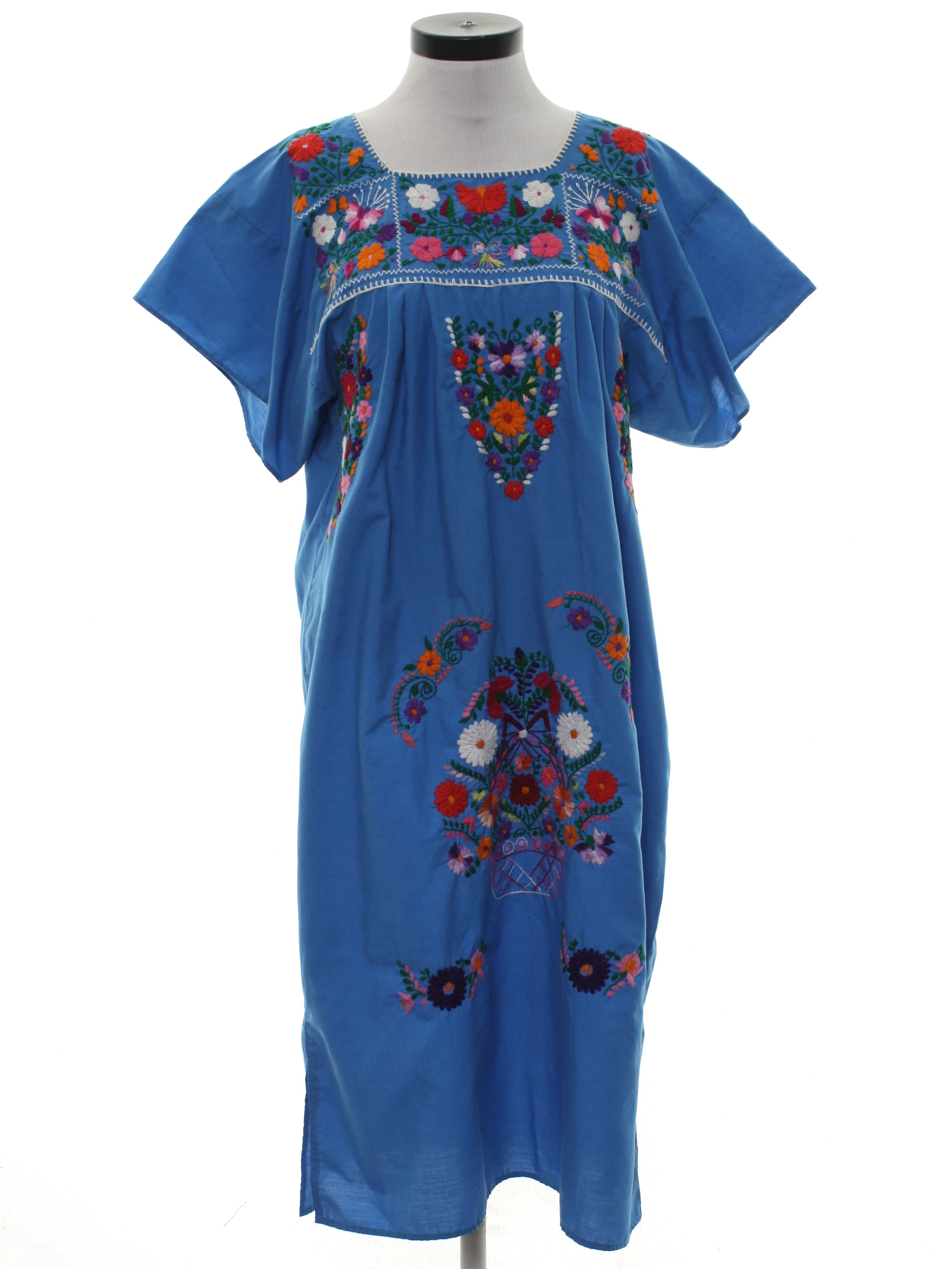 1980s Hippie Dress: 80s -No Label- Womens blue background cotton short ...