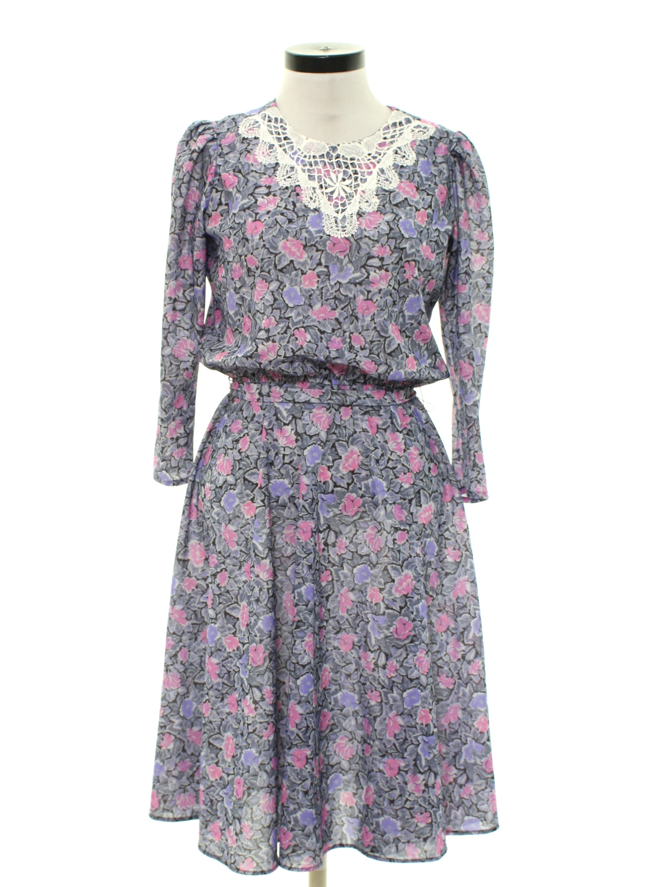 Retro 1970's Dress (MCS) : 70s -MCS- Womens grey, with lavender and ...