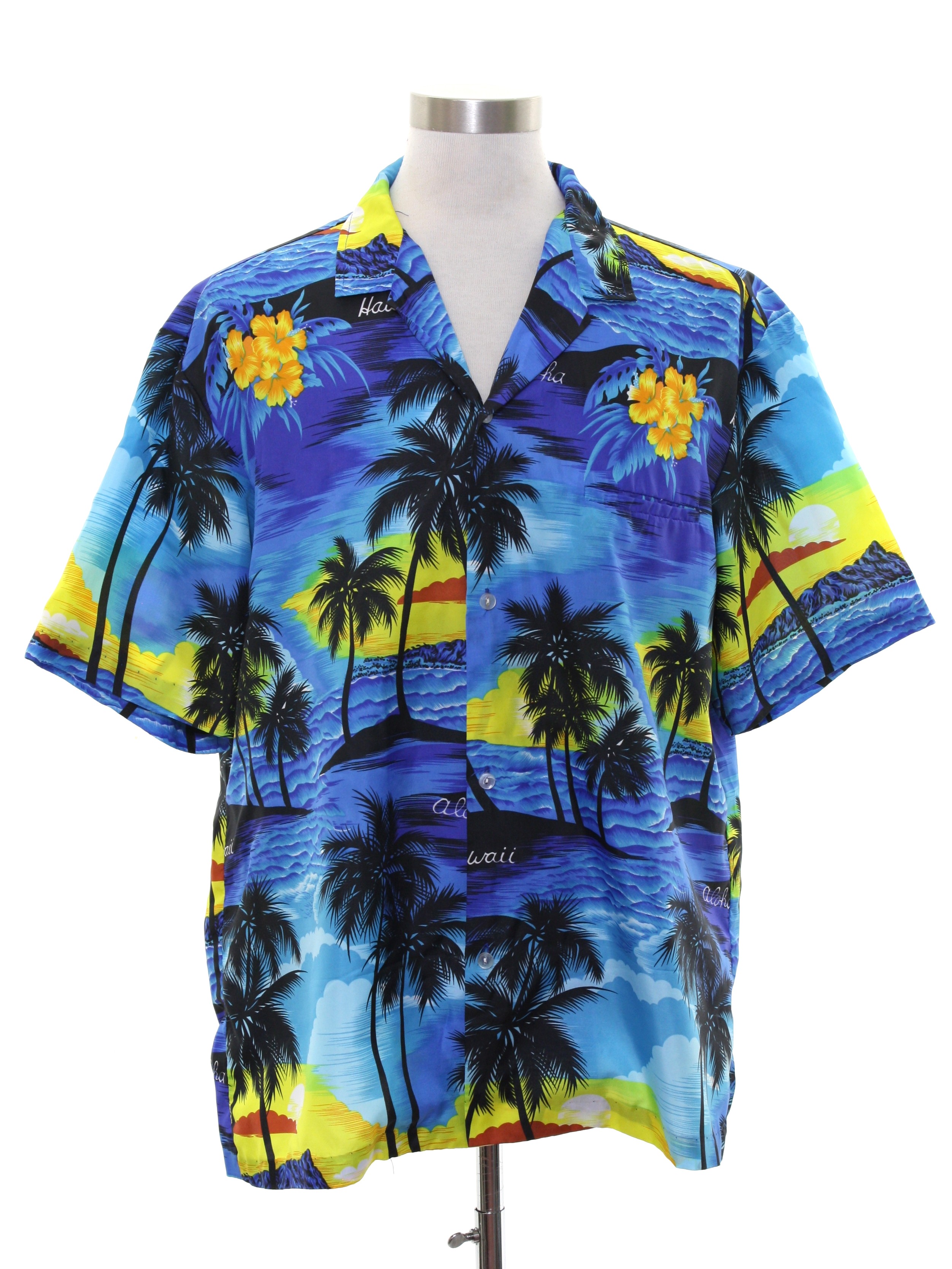 1980's Retro Hawaiian Shirt: Early 80s -Royal Creations Hawaii- Mens ...