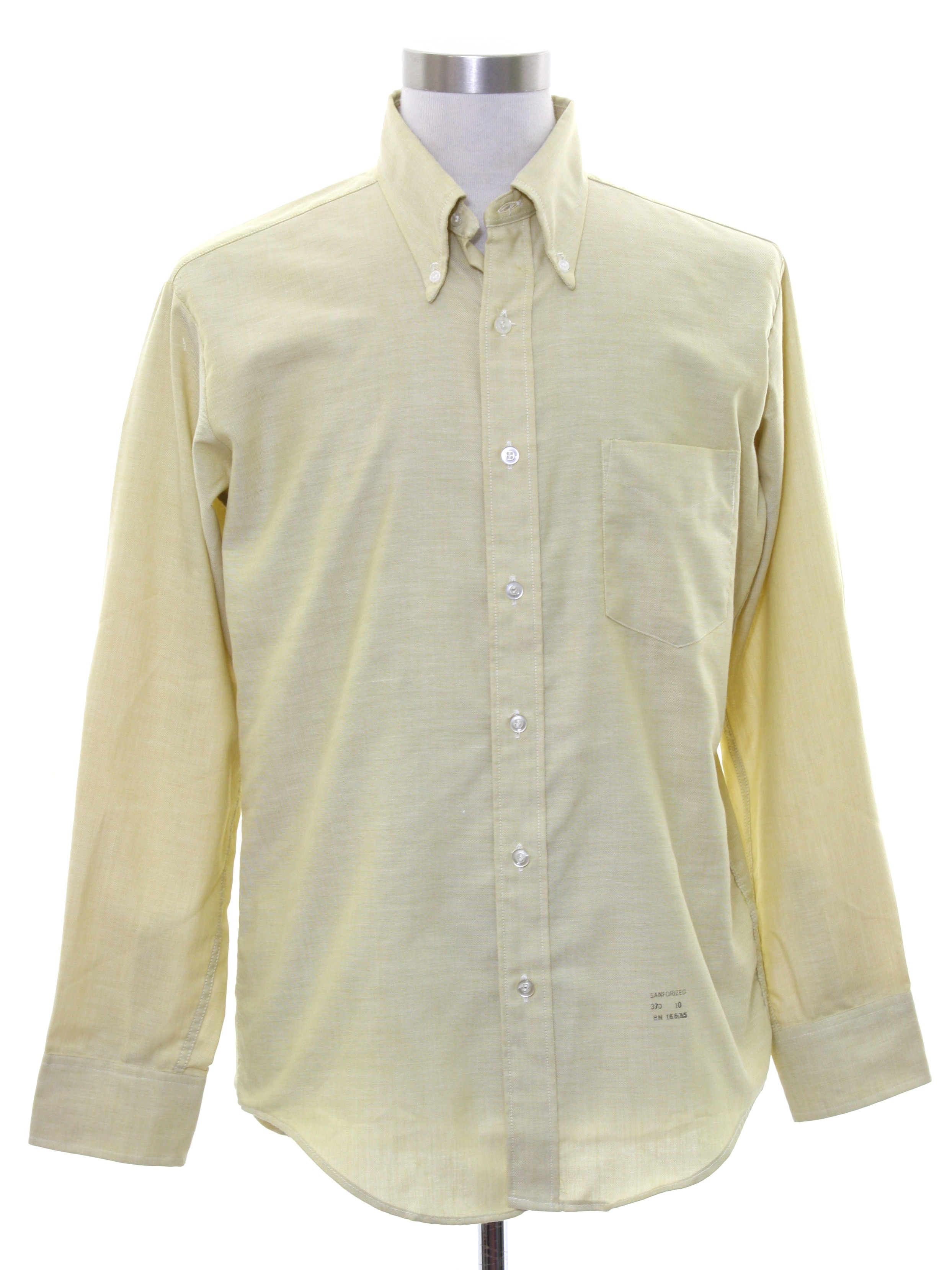 pressed collar shirt
