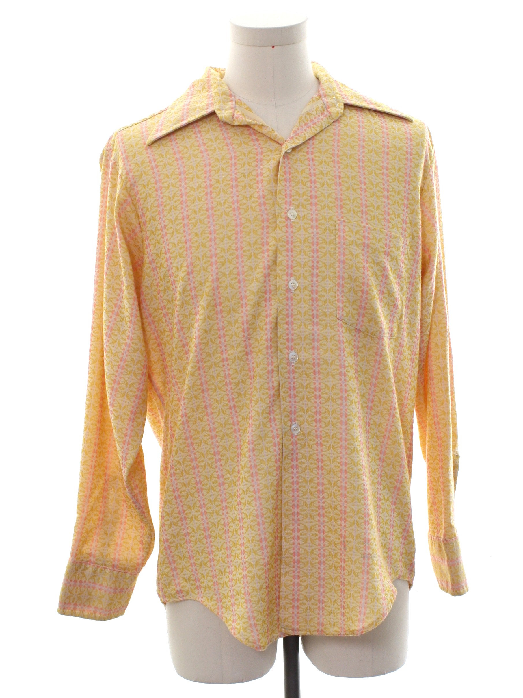 1970's Vintage Centura Shirt: Early 70s -Centura- Mens off white ...