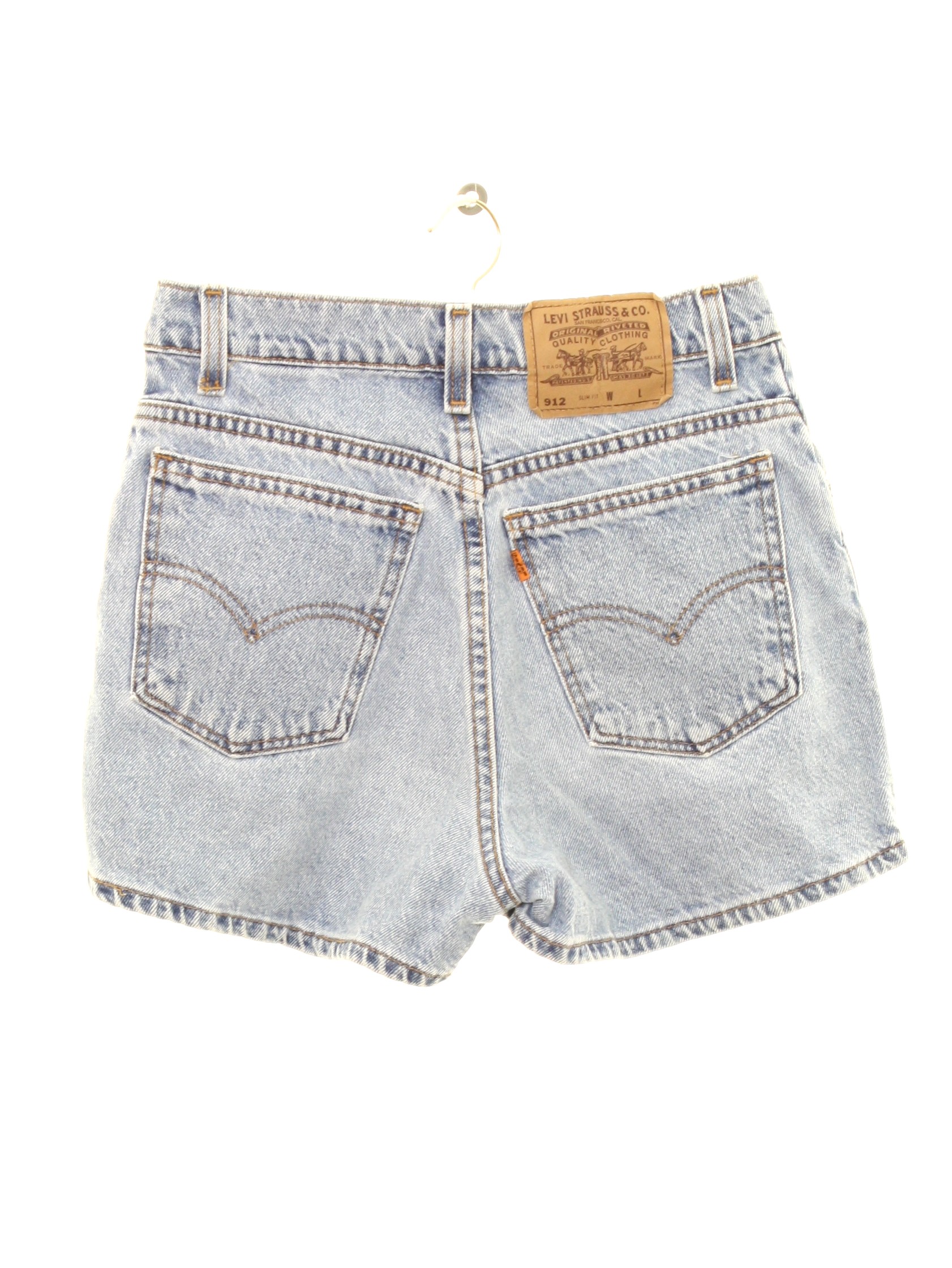 Vintage 1980's Shorts: Late 80s or Early 90s -Levis 912- Womens light blue  wash cotton high rise denim mom shorts/jorts. These are the 912 slim fit,  which is just the older style