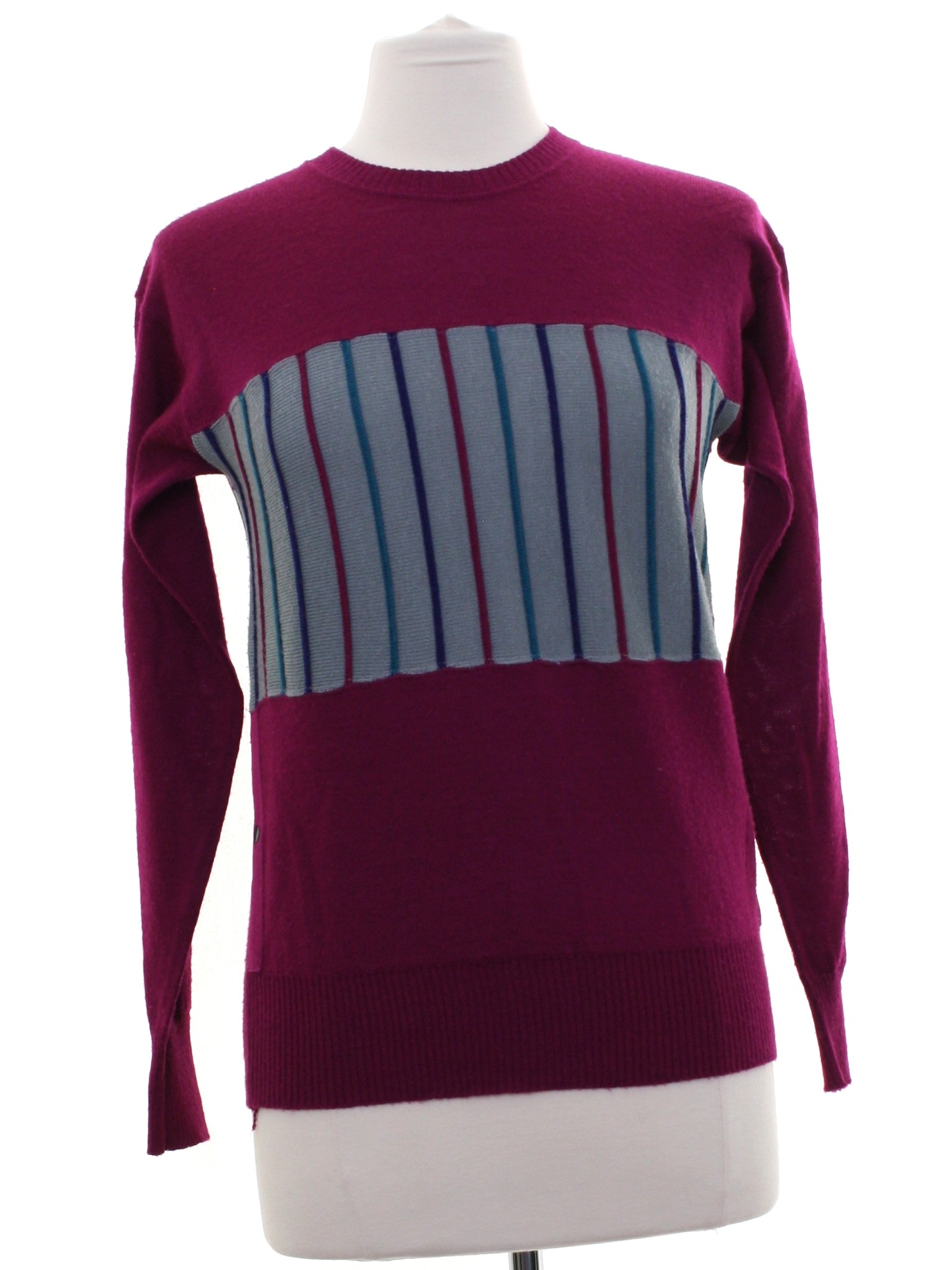 Retro 1980s Sweater: 80s -Sweater Bee- Womens Violet background acrylic ...