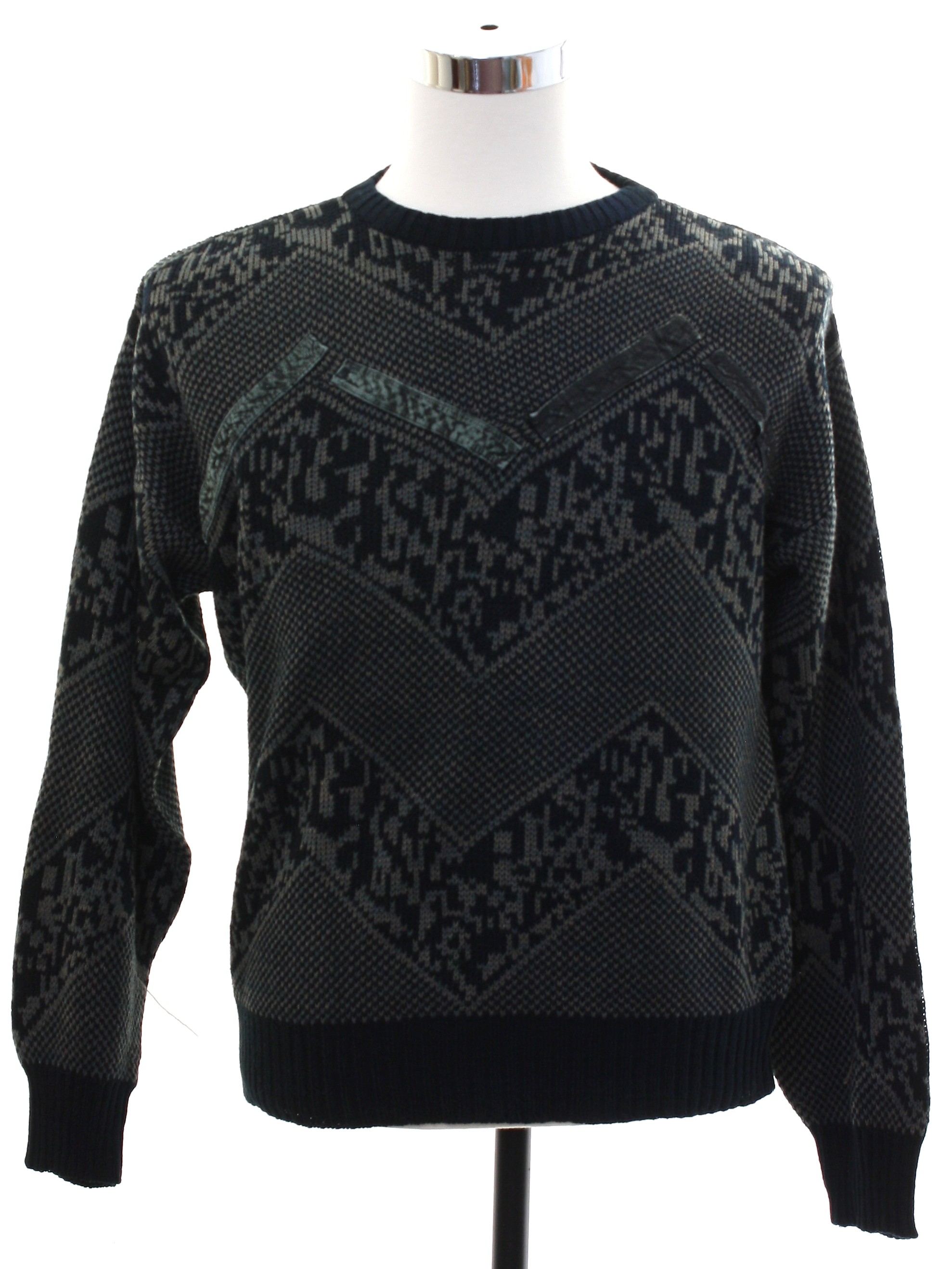 1980s Vintage Sweater: 80s -No Label- Mens black background cotton ...
