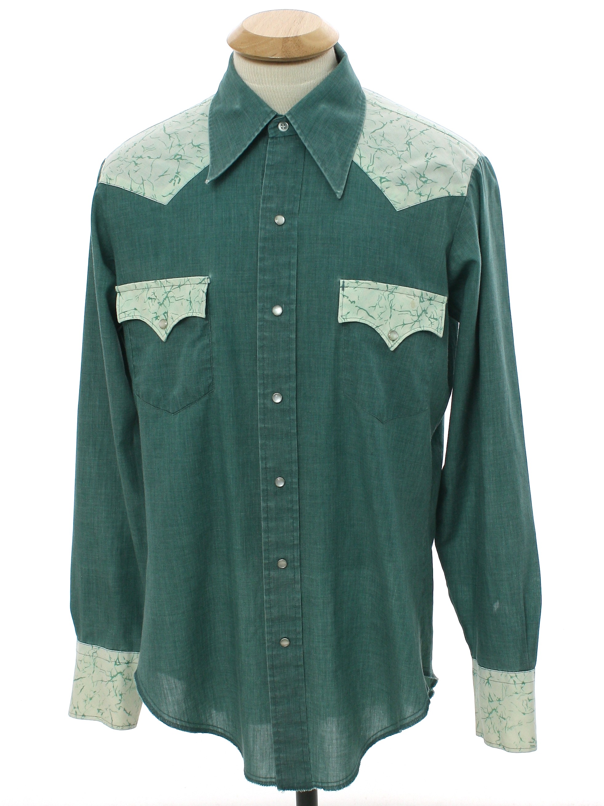 Retro 70's Western Shirt: 70s -No Label- Mens hazy spruce green ...