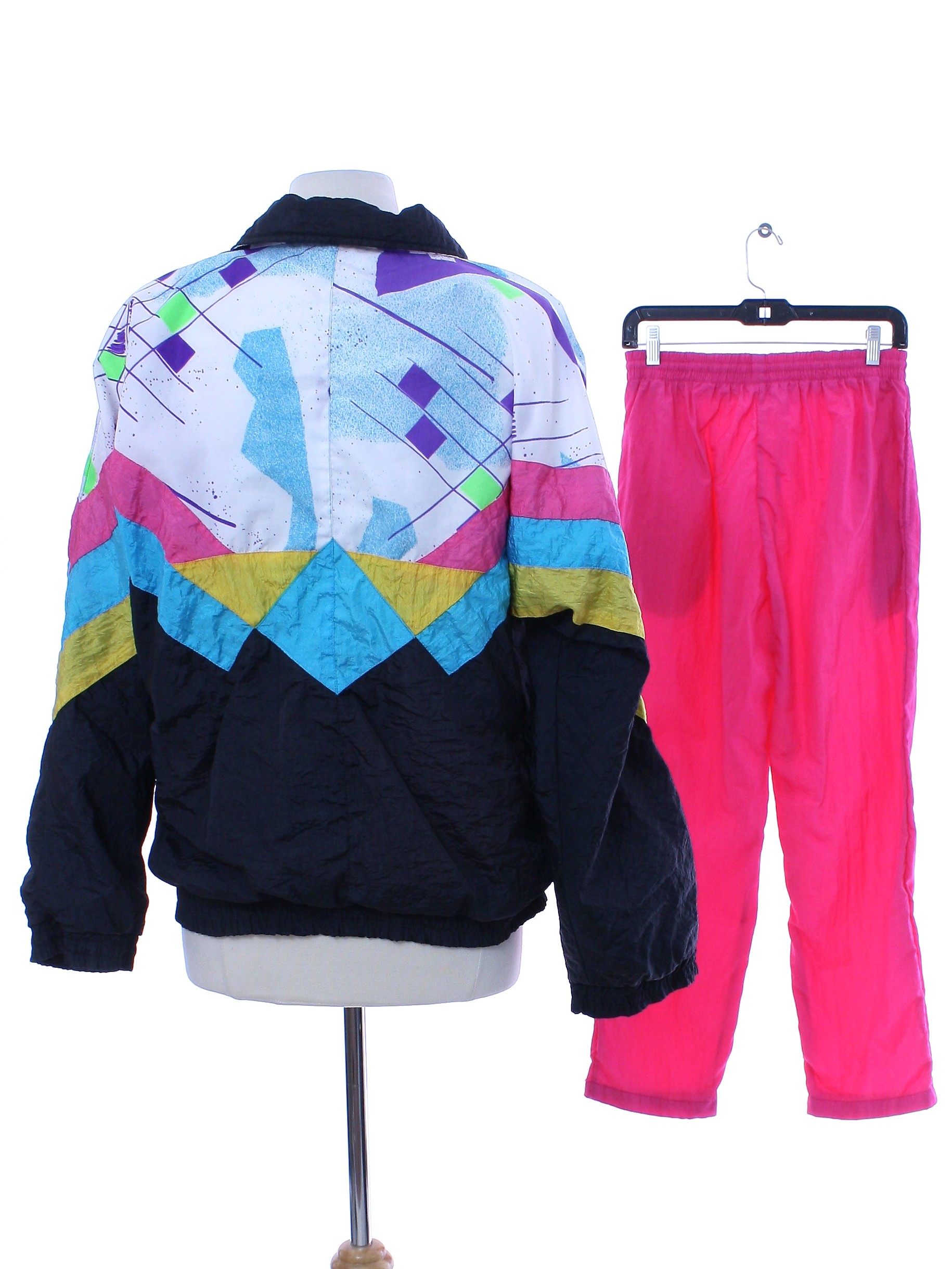 Suit: (made in 90s) -Opium- Womens multi color background