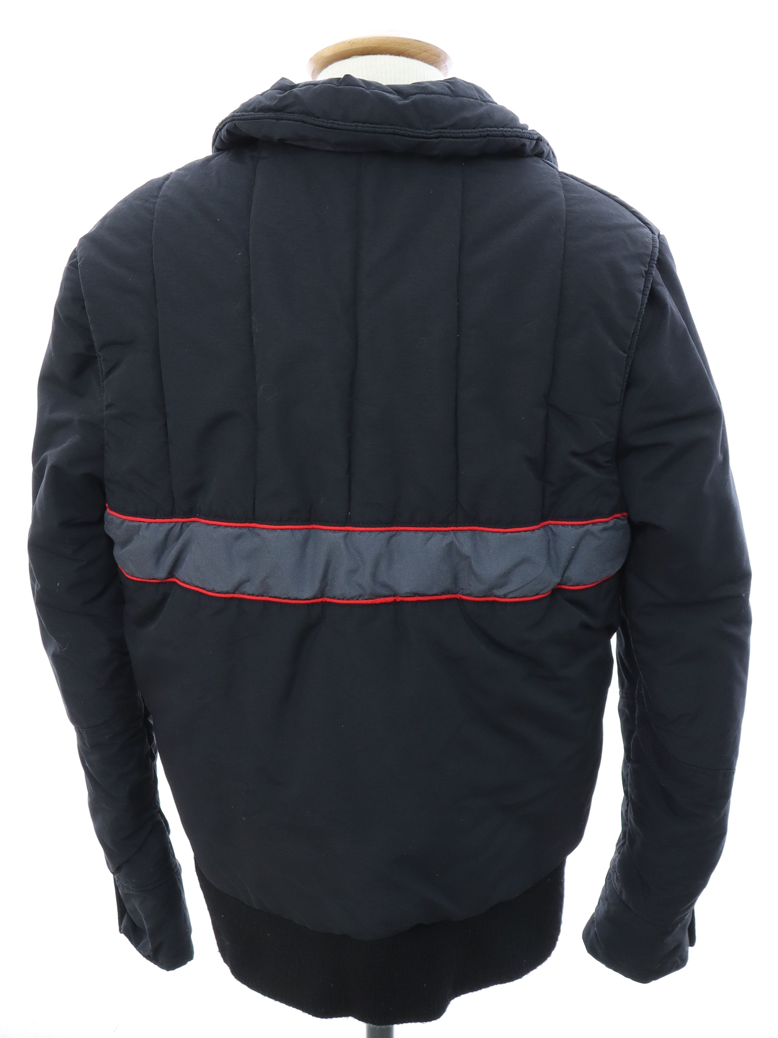 90's Vintage Jacket: 90s -CB- Mens black background cotton