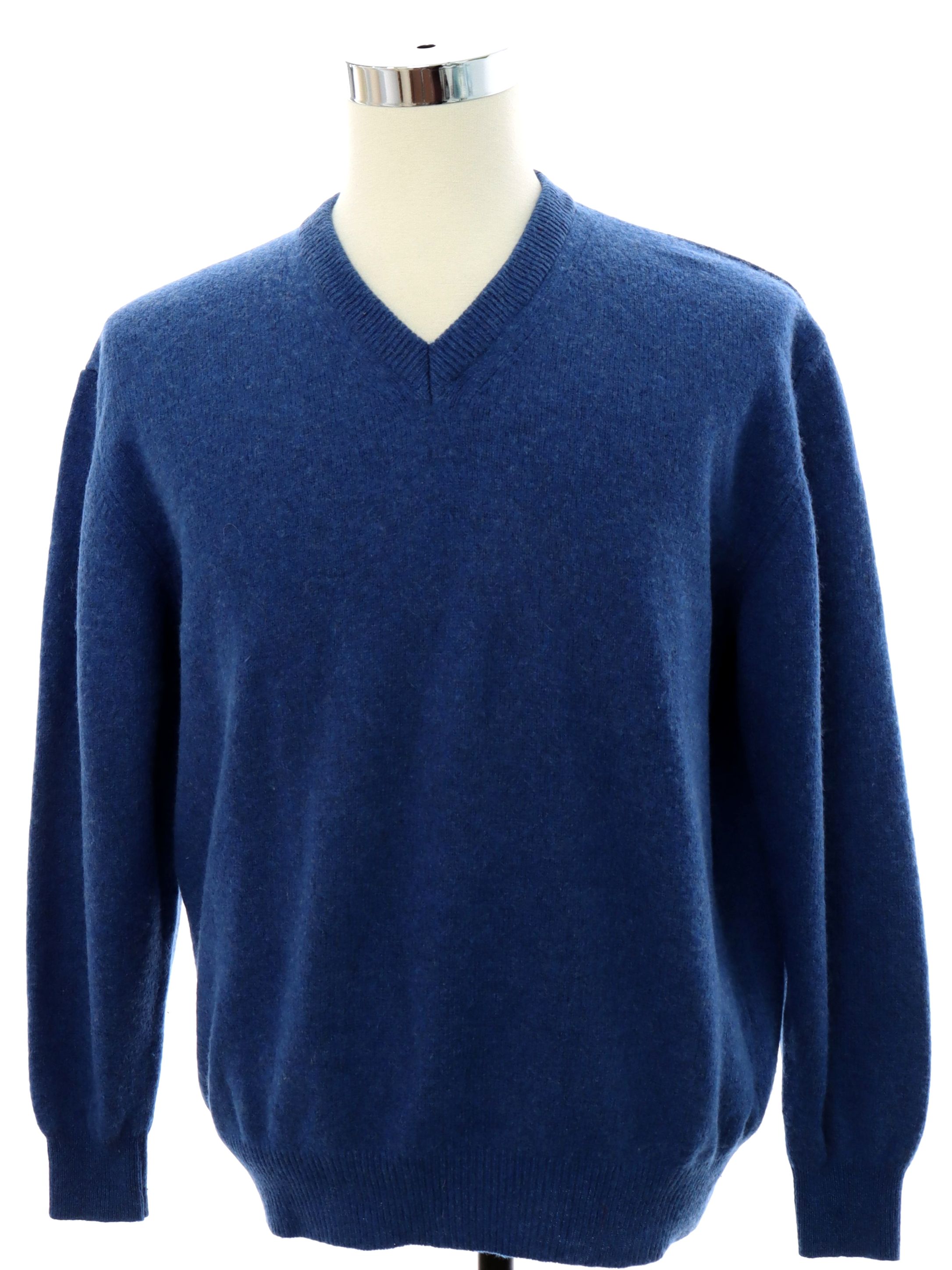 80's Vintage Sweater: 80s -Cambridge Classics- Mens blue soft wool ...