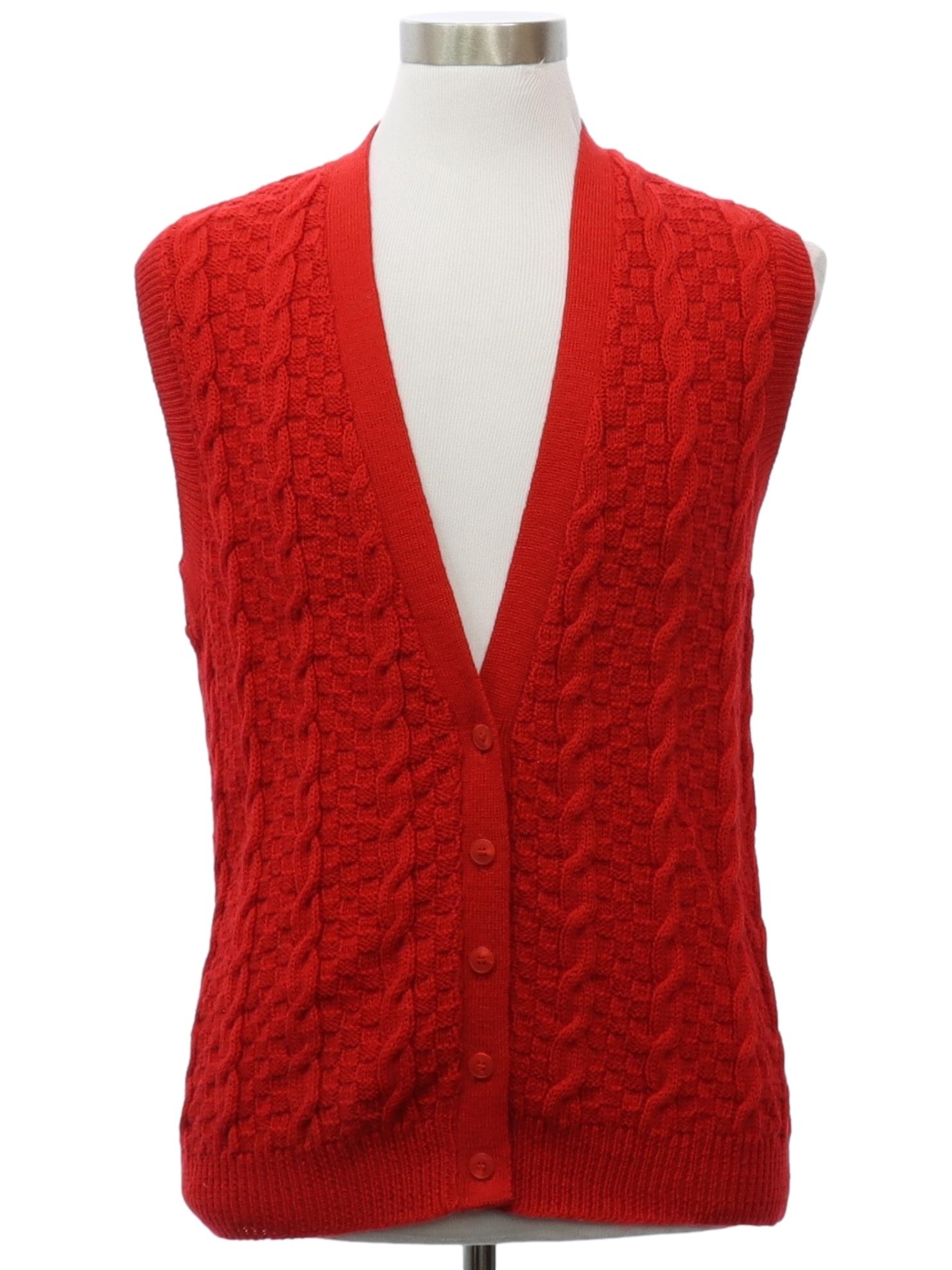 voorzichtig ondersteboven Denk vooruit Vintage 1990's Sweater: 90s or Newer -Pendleton- Mens hunter red wool  sleeveless vest having ribbed knit finishing the armholes and a flat knit  purl front button band with five buttons fastening it.