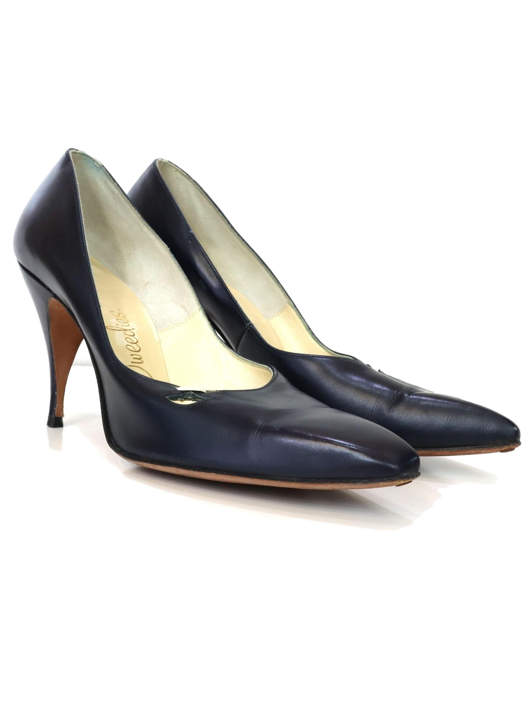Navy blue leather pumps deals