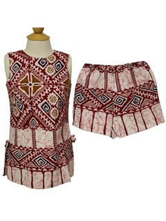1960's Womens/Girls Hawaiian Shirt and Shorts Outfit