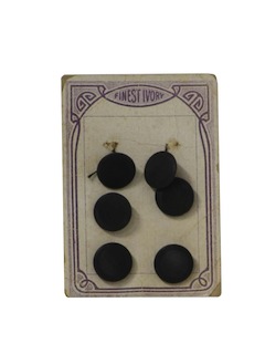1920's Unisex Sewing Accessories - Buttons