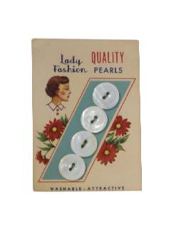 1950's Unisex Sewing Accessories - Buttons