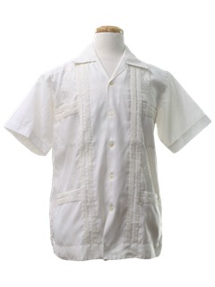 Vintage Guayabera Clothing at RustyZipper.Com Vintage Clothing