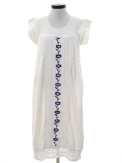 1980's Womens Embroidered A-Line Hippie Dress