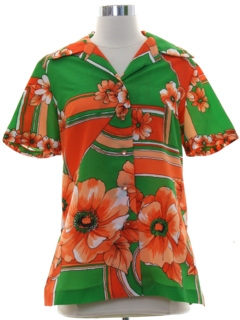 1960's Womens Mod Hawaiian Style Shirt