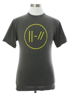 1990's Unisex Twenty One Pilots Bandito Tour Band T-Shirt
