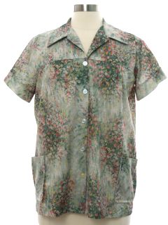 1970's Womens Brady Bunch Or Waitress Style Shirt