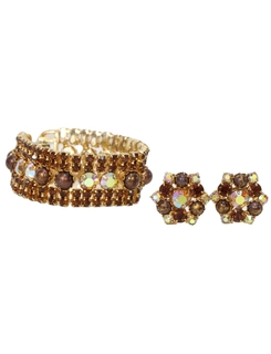 1950's Womens Accessories - Bracelet And Matching Earrings Set