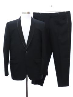 1960's Mens Mod Shawl Collar Tuxedo Suit