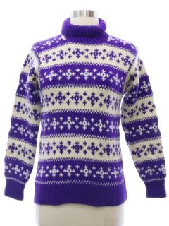 1970's Womens or Girls Mod Snowflake Ski Sweater