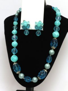 1960's Womens Accessories - Mod Necklace/Earrings Set