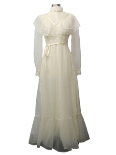 1970's Womens Prairie Style Cocktail, Prom or Wedding Dress