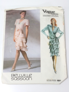 1980's Womens Totally 80s Designer Pattern
