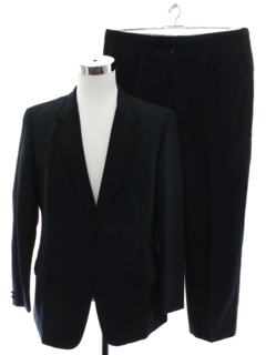 1970's Mens Tuxedo Suit