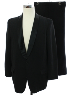 1960's Mens Mod Shawl Collar Tuxedo Suit