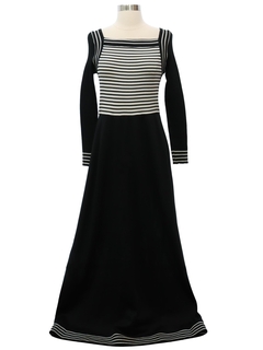 1970's Womens Mod Knit Maxi Dress