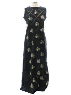1970's Womens Embroidered Maxi Dress